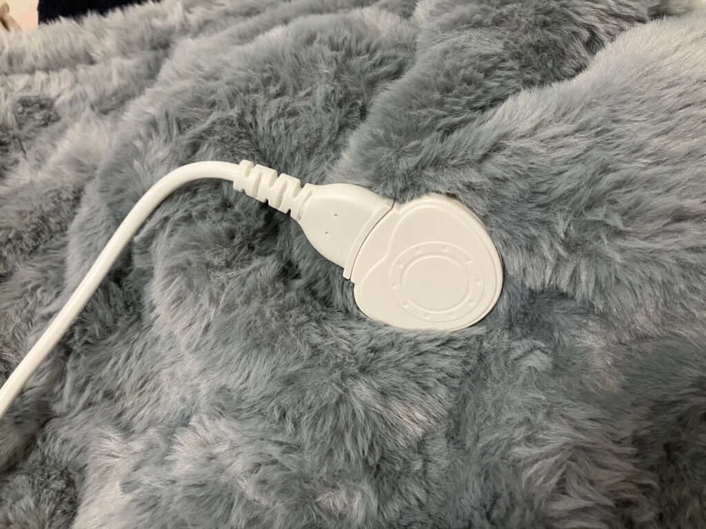 デメリット②:コネクター部分が邪魔になることがある